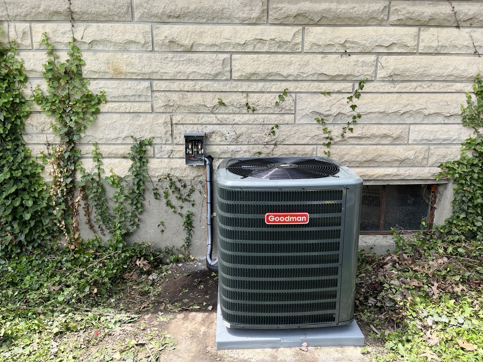 New Goodman air conditioner installed at a limestone home in Louisville, KY by Litsey Heating and Air